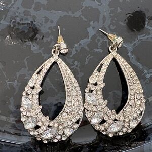 Silver Crystal Teardrop Dangle Earrings - Elegant Sparkle